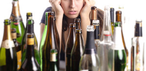 Столкнулись с алкогольной зависимостью близких? Звоните!