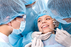 Прием хирурга-стоматолога в Череповце