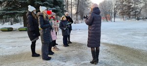 Возложение цветов к памятнику Неизвестного солдата в Заводском районе города Новокузнецка