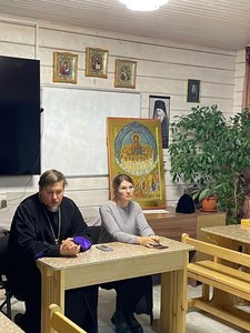 29 октября 2022 года, в рамках Проекта "АБОРТУ НЕТ", в Клубе "Православная семья" прошел просмотр и обсуждение фильма "Право выбора"