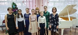 Поздравляем учащихся с победами в ежегодном школьном конкурсе "Надежда" на фортепианном отделении.