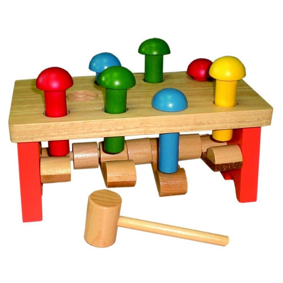 Деревянные игрушки игра. Детская игрушка стучалка. Стучалка гвоздики. Деревянный молоток игрушка. Развивающие игрушки из дерева для детей.