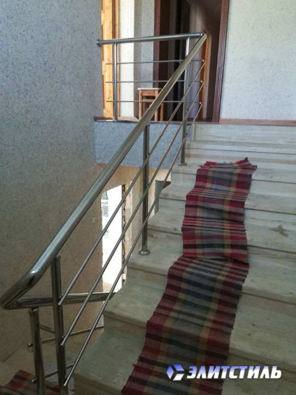 перила для лестницы из нержавеющей стали в Грязовце